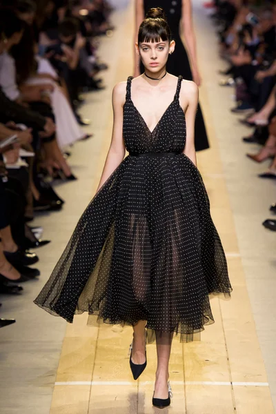Look 44